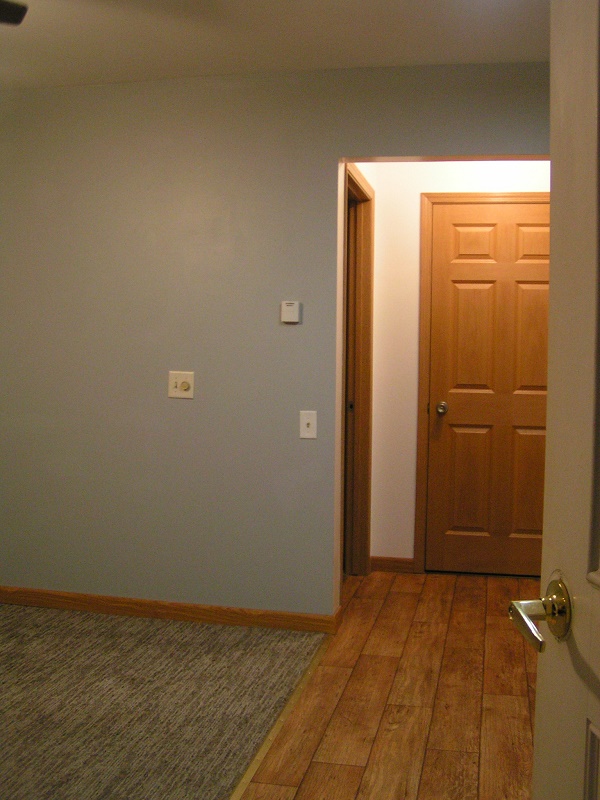 Small Unit Hallway